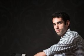 David Skolnick David Skolnick - Canada Wedding Guide